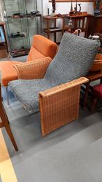 Vintage Rotan Fauteuil met Grijze Bekleding, Ophalen