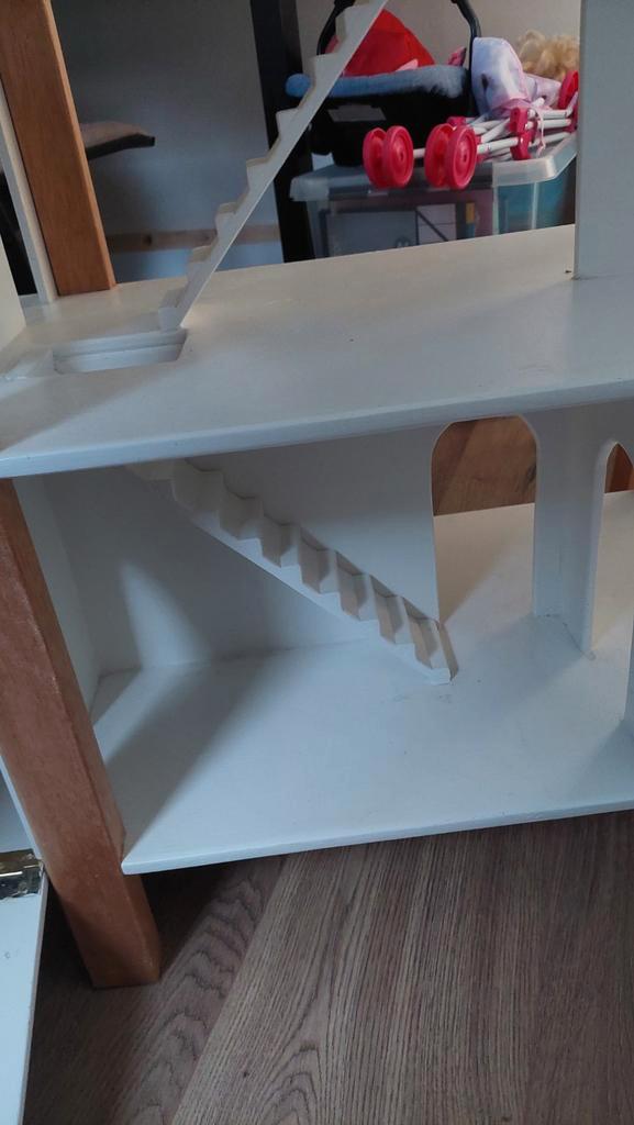 Groot open poppenhuis - Barbie formaat, Kinderen en Baby's, Speelgoed | Poppenhuizen, Gebruikt, Poppenhuis, Ophalen