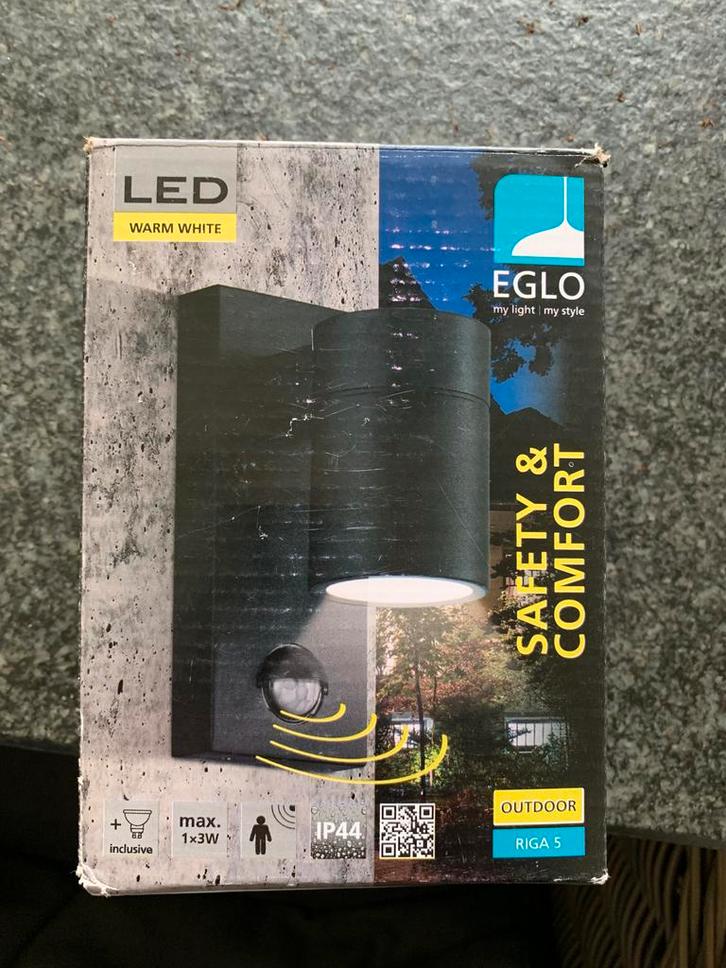 EGLO RIGA 5 LED Wandlamp met Sensor - Nieuw!, Tuin en Terras, Buitenverlichting, Nieuw, Wandlamp, Kunststof, Minder dan 50 watt