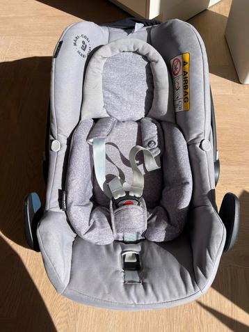 Maxi cosi rock baby car seat beschikbaar voor biedingen