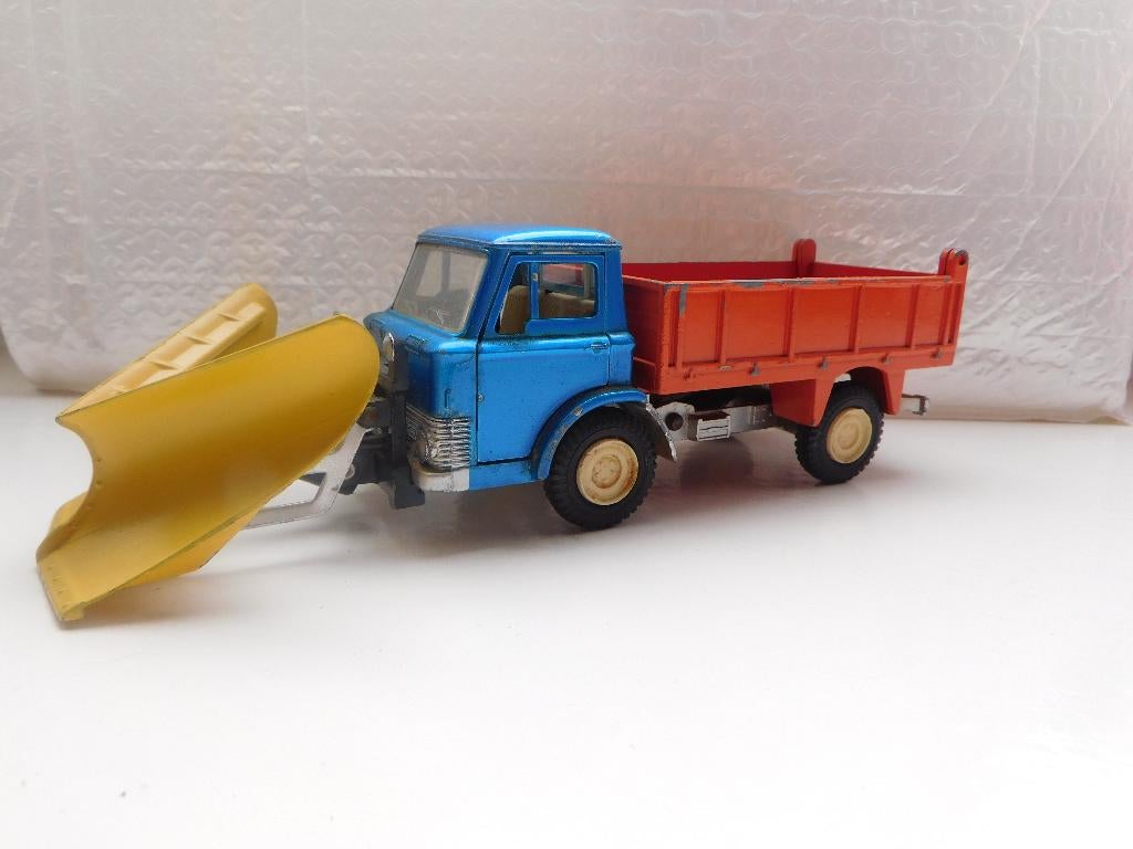 dinky toy 438  - 439 ford d800 snow ploug /sneeuwschuiver, Hobby en Vrije tijd, Ophalen of Verzenden, Gebruikt, Auto, Dinky Toys