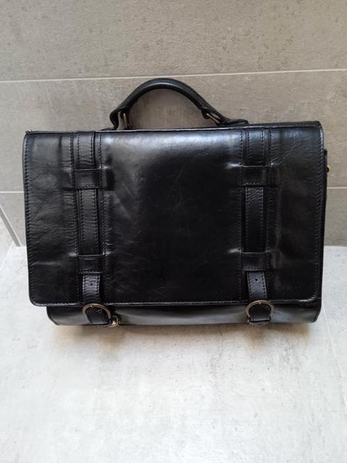 Zwarte lederen aktetas, Sieraden, Tassen en Uiterlijk, Tassen | Schooltassen, Gebruikt, Aktetas of Boekentas, 30 tot 40 cm, Zwart