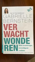 Verwacht Wonderen (Boek van Gabrielle Bernstein), Boeken, Esoterie en Spiritualiteit, Instructieboek, Ophalen of Verzenden, Zo goed als nieuw