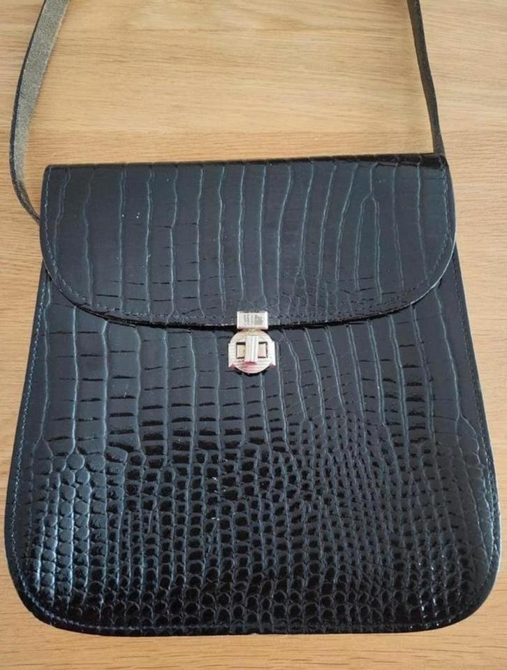 Vintage zwartleren schoudertas met crocoprint, 21x20x4 cm, Sieraden, Tassen en Uiterlijk, Tassen | Schoudertassen, Zo goed als nieuw
