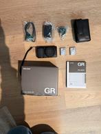 Ricoh GRIII HDF - zo goed als nieuw 2020 clicks!, Ophalen of Verzenden, Zo goed als nieuw, Overige merken