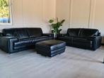 Natuzzi banken met Hocker Dik leer. 3 + 2 zits zwart, Natuzzi, Natuzzi, Leer, Ophalen of Verzenden