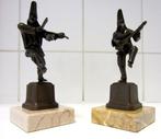 = 2 bronzen beelden == c a 1920 ==muzikanten =, Antiek en Kunst, Ophalen of Verzenden, Brons