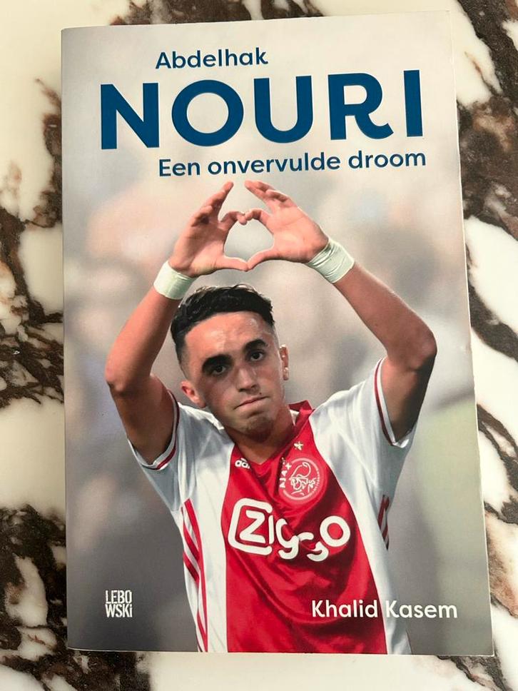 Abdelhak Nouri - Een onvervulde droom, Boeken, Biografieën, Zo goed als nieuw, Sport, Ophalen of Verzenden
