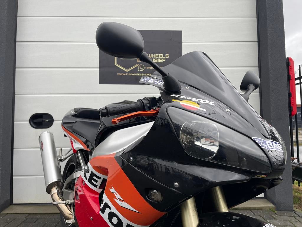 Yamaha YZF R1 RN04  | 2001 | Repsol | 150 PK | Quickshifter, Motoren, Sportuitlaat, 4 cilinders, Motorrijbewijs A, Bedrijf