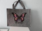 Vilten tas met vlinder, Sieraden, Tassen en Uiterlijk, Tassen | Damestassen, Ophalen of Verzenden, Nieuw