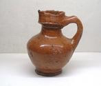 17 e eeuwse wijnkannetje bodemvondst, Antiek en Kunst, Antiek | Keramiek en Aardewerk, Verzenden