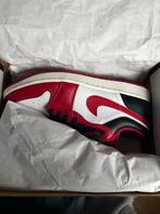 Jordan 1 Low White/Gym Red-Black Maat 44, Ophalen of Verzenden, Gedragen, Wit, Sneakers of Gympen