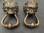 2 koperen deurkloppers met leeuwenkop, Ophalen, Koper