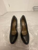 Tamaris Zwarte Pumps - Maat 37, Pumps, Zwart, Zo goed als nieuw, Ophalen
