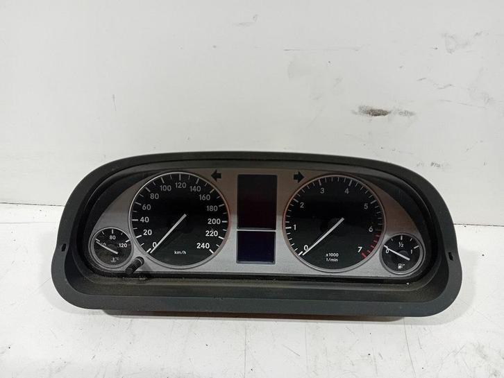 Cockpit Mercedes-Benz B-Klasse, Auto-onderdelen, Dashboard en Schakelaars, Mercedes-Benz, Gebruikt, Herkomst onderdeel bekend