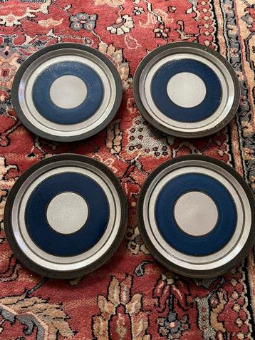Set van 4 retro vintage bordjes beschikbaar voor biedingen