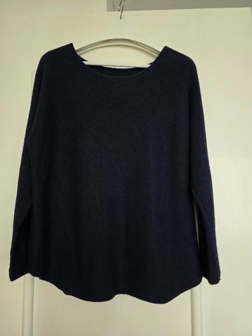 GEBREIDE TRUI DONKERBLAUW MAAT M beschikbaar voor biedingen