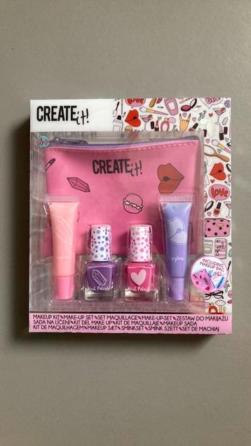 NIEUW create it make up kit. beschikbaar voor biedingen