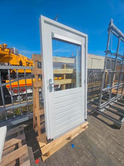 Nieuwe deur incl kozijn 3 puntssluiting dts onderdorpel, Doe-het-zelf en Verbouw, Kozijnen en Schuifpuien, Zo goed als nieuw, Deurkozijn
