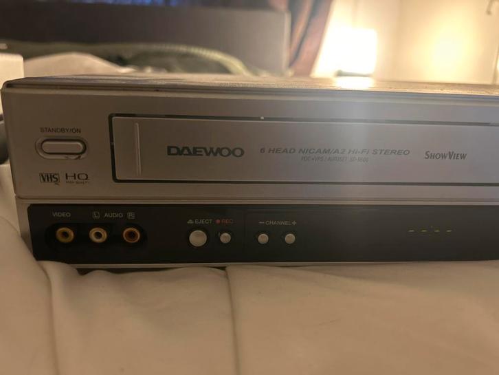 Daewoo VHS/DVD Combi Speler - Goed Onderhouden, Audio, Tv en Foto, Videospelers, Zo goed als nieuw, VHS-speler of -recorder, Ophalen of Verzenden