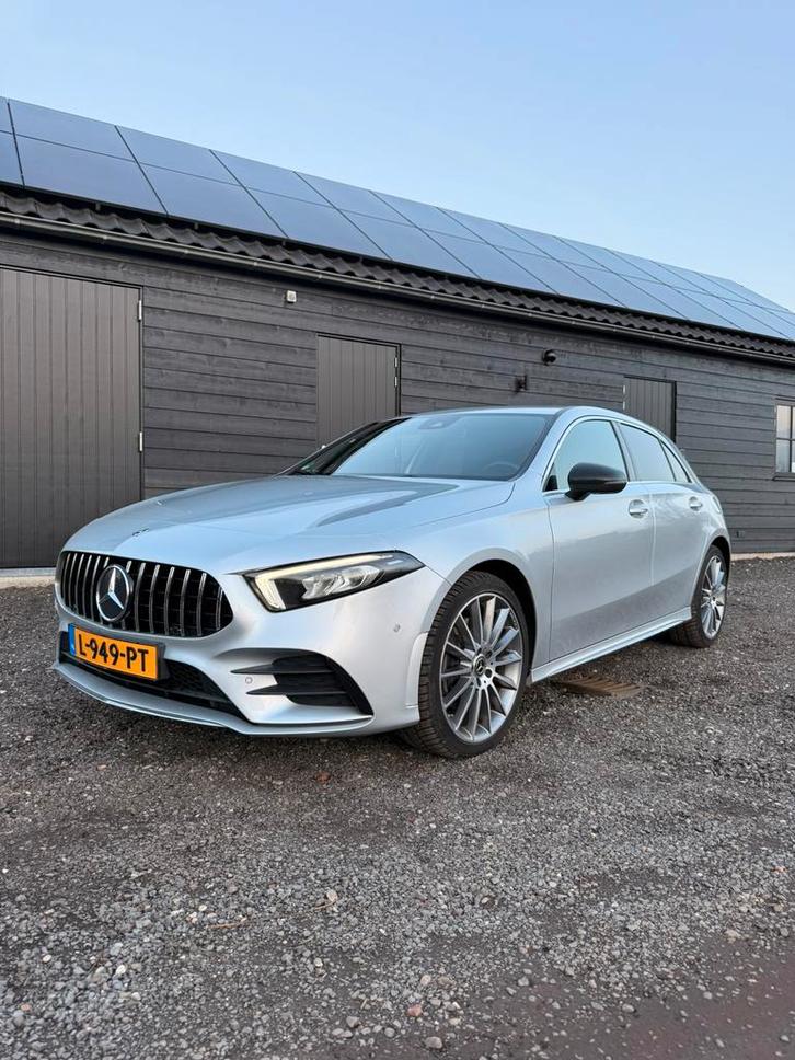 Mercedes-Benz A-Klasse A 250 e 218pk 8G-DCT 2020 Grijs, Auto's, Mercedes-Benz, Particulier, A-Klasse, Hybride Elektrisch/Benzine