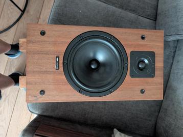 KEF C60 Speakers - Klassiek Geluid beschikbaar voor biedingen