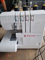 Singer lockmachine S010L, Hobby en Vrije tijd, Naaimachines en Toebehoren, Ophalen of Verzenden, Zo goed als nieuw, Lockmachine
