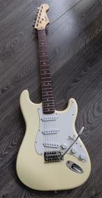 Squire Bullet 2008, Muziek en Instrumenten, Snaarinstrumenten | Gitaren | Elektrisch, Ophalen, Zo goed als nieuw, Solid body, Fender