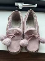 UGG Pantoffels Maat 39 roze, Kleding | Dames, Schoenen, UGG, Ophalen of Verzenden, Roze, Pantoffels of Sloffen