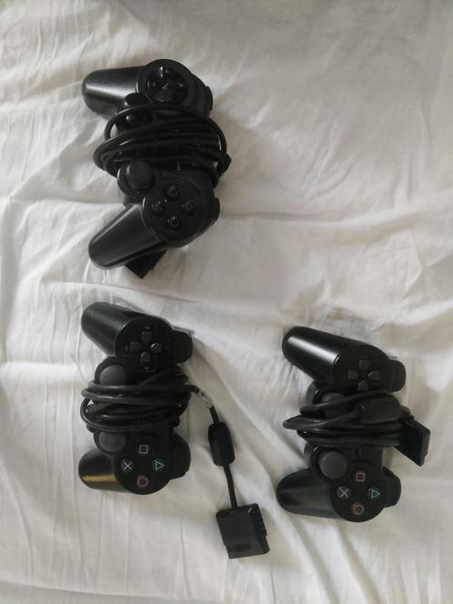 Kapotte playstation 2 controllers/bigben controllers, Spelcomputers en Games, Spelcomputers | Sony PlayStation Consoles | Accessoires