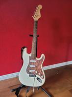 Stratocaster gitaar wit., Muziek en Instrumenten, Snaarinstrumenten | Gitaren | Elektrisch, Ophalen of Verzenden, Zo goed als nieuw