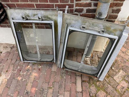 Zinken dakraam  2 stuks, Doe-het-zelf en Verbouw, Glas en Ramen, Gebruikt, Dakraam, Minder dan 80 cm, Minder dan 80 cm, Ophalen