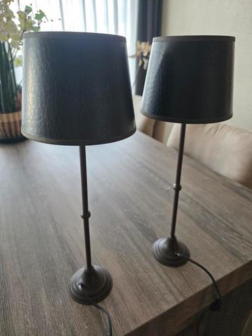 2 Tafellampen beschikbaar voor biedingen