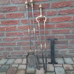 Klassieke haardset met koperen knoppen, Ophalen of Verzenden, Gebruikt, Houthaard