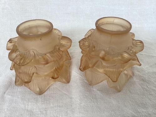 2 antieke FRANSE lampenkapjes tulpmodel oud roze/amber, Huis en Inrichting, Lampen | Lampenkappen, Zo goed als nieuw, Minder dan 25 cm
