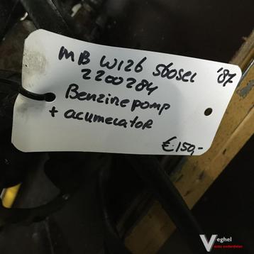 Mercedes W126 560 SeL 1987 2200284  Brandstofpomp met Accumu beschikbaar voor biedingen