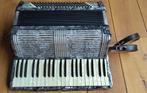 Accordeon Hohner Tango V, Muziek en Instrumenten, Accordeons, Ophalen of Verzenden, Gebruikt, Hohner, Met riemen
