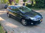 Motorschade Ford Focus 1.0 Ecoboost 92KW Wagon 2013 Zwart, 125 pk, Zwart, Handgeschakeld, 1216 kg