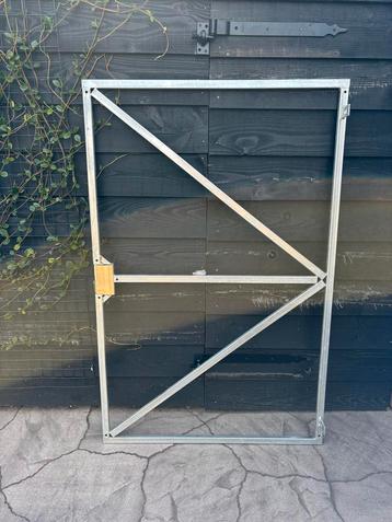 Poortframe 155x100 met slotkast *NIEUW* beschikbaar voor biedingen