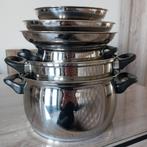 Drie-delige pannenset voor €25, Huis en Inrichting, Keuken | Potten en Pannen, Ophalen of Verzenden, Zo goed als nieuw, Rvs, Pannenset