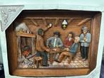 Houten Relief Scène: Kaartspelende Mannen, Antiek en Kunst, Ophalen of Verzenden