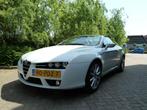 Alfa  Romeo Spider 1.750 TBI 147KW/200PK 2011 Wit, 1450 kg, Zwart, Cabriolet, Spider