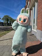 Mascotte Kostuum labubu pistache, Maat 38/40 (M), Carnaval, Ophalen of Verzenden, Zo goed als nieuw