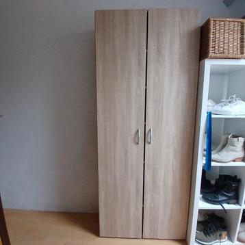 Kast met legplanken - 75x182x32 cm beschikbaar voor biedingen