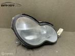 Koplamp rechts Mercedes C-klasse W203 ('00-'07) A2038201261, Gebruikt, Mercedes-Benz, Ophalen of Verzenden, Mercedes-Benz