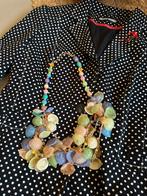Nieuwe ( carnaval) schelpen ketting, Kleding | Dames, Carnavalskleding en Feestkleding, Ophalen of Verzenden, Nieuw, Carnaval