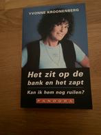 Yvonne Kroonenberg - Het zit op de bank en het zapt, Ophalen of Verzenden, Zo goed als nieuw, Nederland
