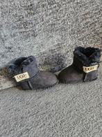 Baby UGG Laarsjes Maat M, UGG, Jongetje of Meisje, Laarsjes, Ophalen of Verzenden