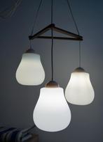 Vintage Jaren 60 lamp teak melkglas opaalglas kap luchter, Kunststof, Gebruikt, Vintage, Ophalen of Verzenden