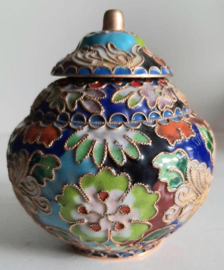 Chinese cloisonne potje met deksel emaille brons, Antiek en Kunst, Antiek | Emaille, Ophalen of Verzenden
